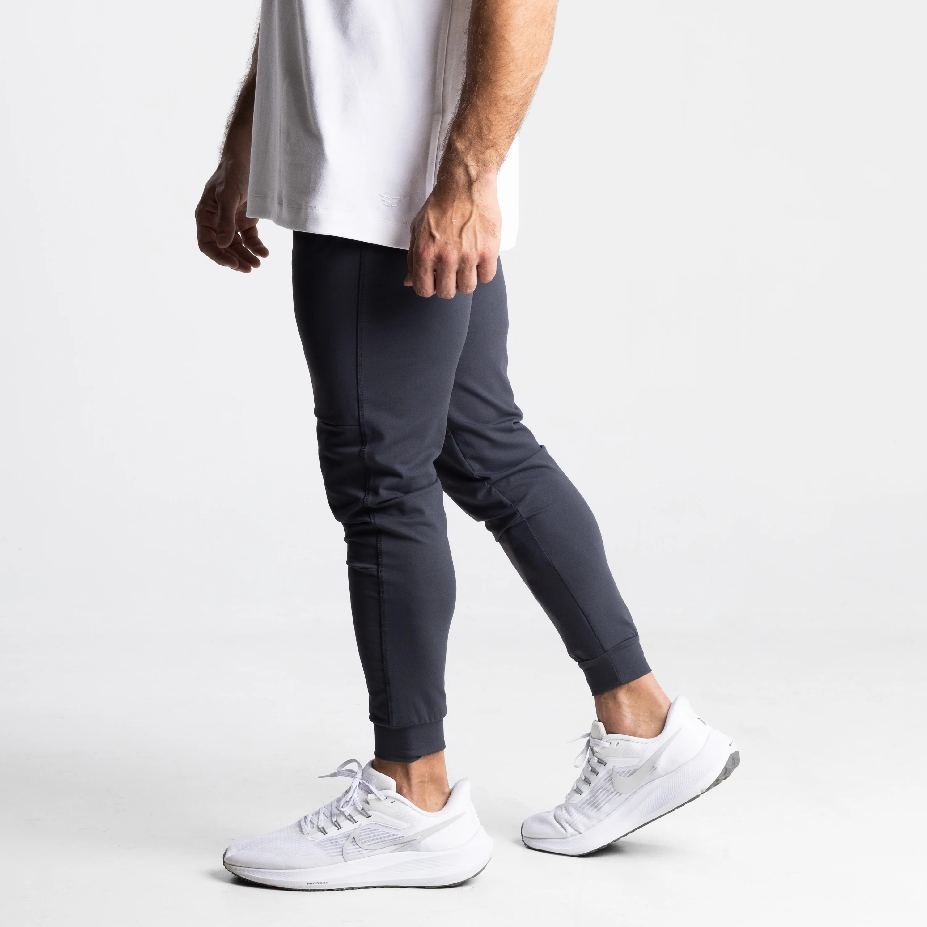 Movement Joggers V4 - Midnight - Image 3